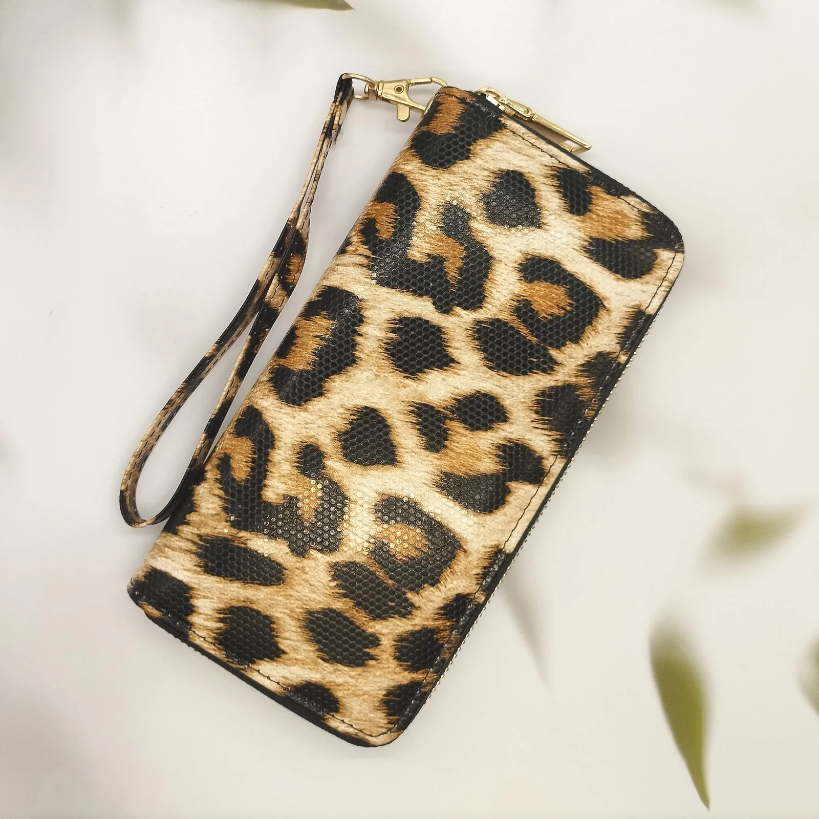 Portafoglio lungo alla moda con motivo leopardato, porta carte di credito portatile con braccialetti, borsa perfetta per l\'uso quotidiano