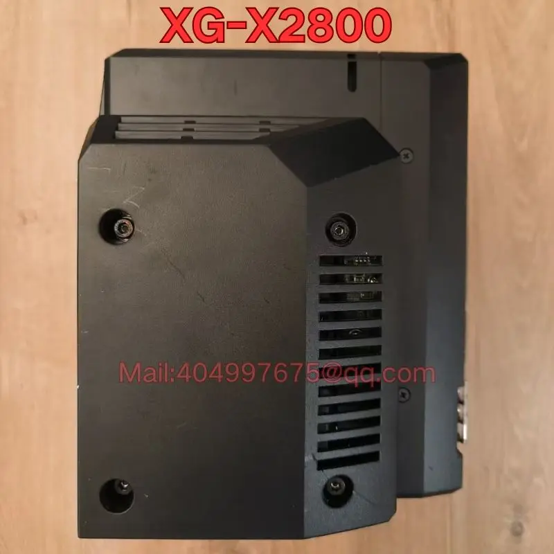 Second-hand XG-X2800 vision controller function test is normal