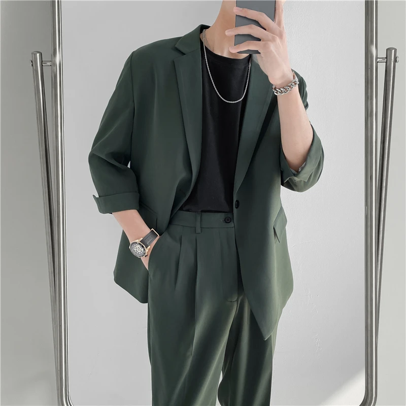 

Мужской летний костюм-двойка из сукна: роскошный повседневный комплект для создания образа джентльмена