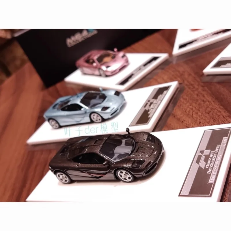 نموذج سيارة ماكلارين F1 للسيارة الخارقة 1/64 مصنوع من الراتنج الثابت متوفر في المخزون، لعبة للأولاد، ديكور قابل للجمع للبالغين.