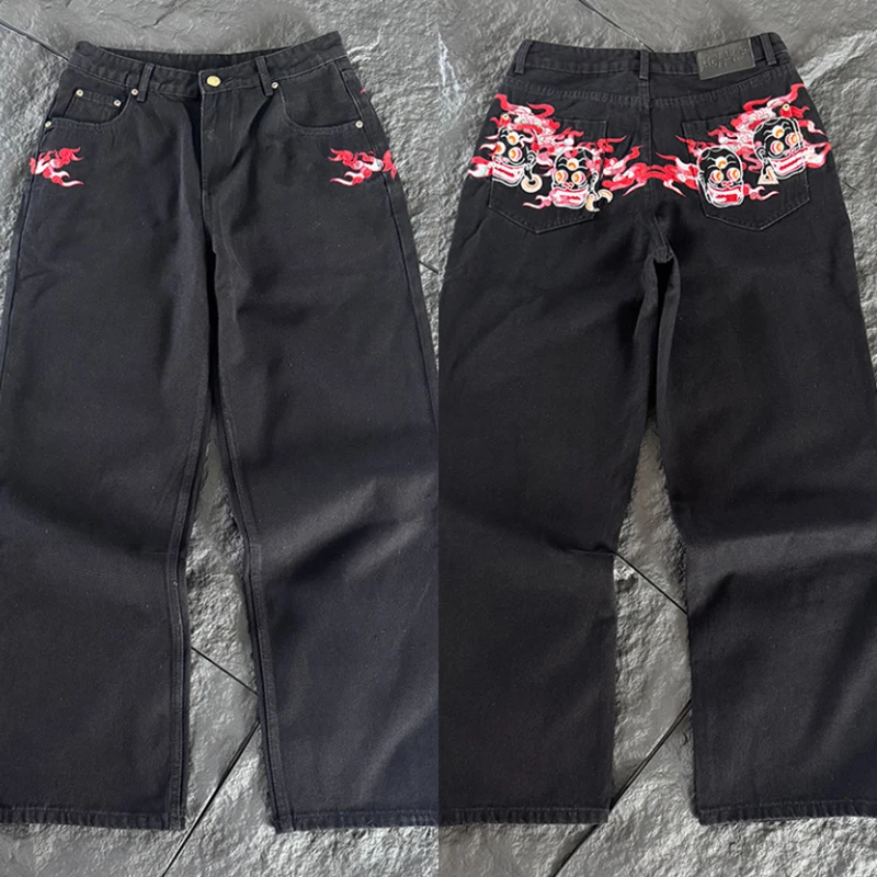 DERSCHUTZE Streetwear Loose Jeans Red Flame Hannya Embroidery Black Wash Wide Leg Denim Pants