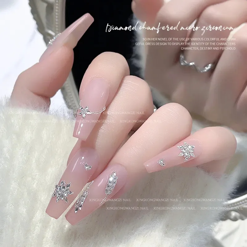 スパークリングミニダイヤモンドネイルラインストーン装飾 3D 高級クリスタルジルコンネイルアートチャームジュエリー 30pc ネイルデザイン供給 DIY