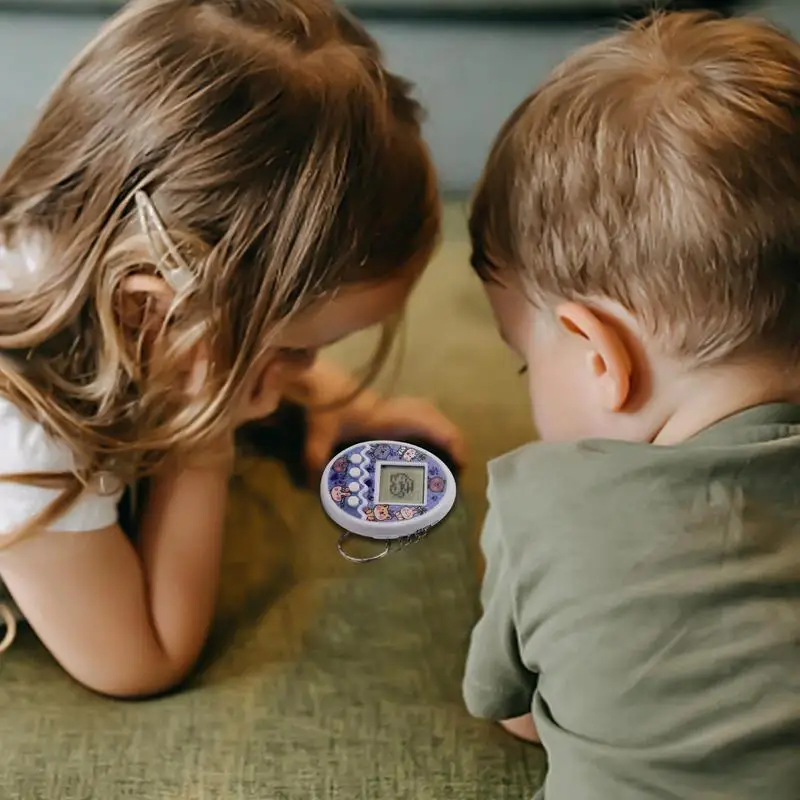 Creatieve elektronische huisdiermachine Speelgoed Leuke sleutelhanger Spelmachine Kindergeschenken Educatieve grappige mini elektronische huisdiermachine