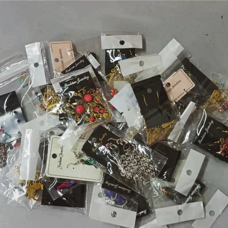 Комплект ювелирных изделий в винтажном стиле, 1/10/30/50 шт. для женщин, загадочная подарочная коробка с ожерельем, серьгами, кольцом, ретро-модный сюрприз на день рождения