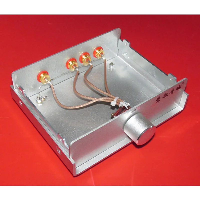 2 or 3 coaxial signal input, 1 coaxial signal output, digital coaxial signal selection switcher