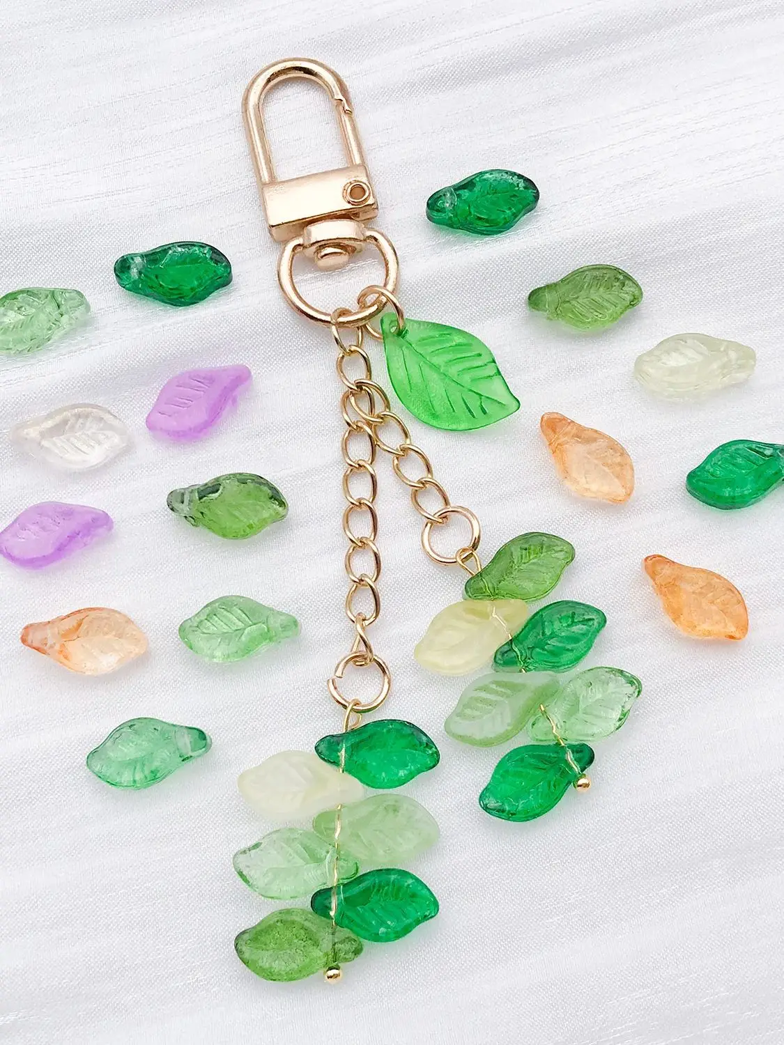 50 stuks 7*12mm Kleurrijke Glazen Blad Spacer Kralen, Losse Kralen voor DIY Armbanden Kettingen Oorbellen Sieraden Maken Accessoires - afbeelding 2