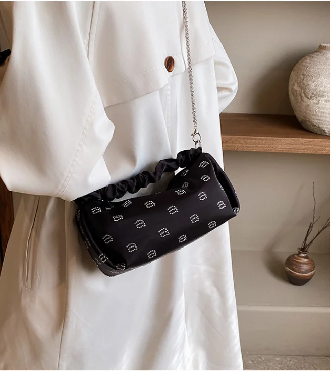 

New Satin Diamond Letter AW Wang Chain One Shoulder Crossbody Bags Women's Tote Dumpling Bag Cosmetic bag Shopping bolso Wallet