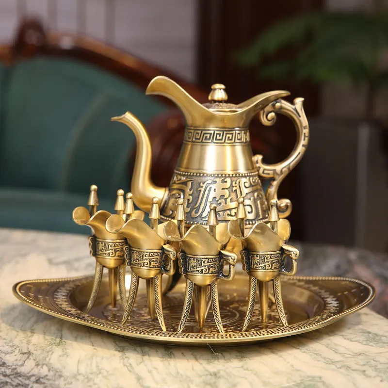 European bronze Baijiu wine set, household metal wine jug, large-capacity creative one-bite cup, retro light luxury ornament
