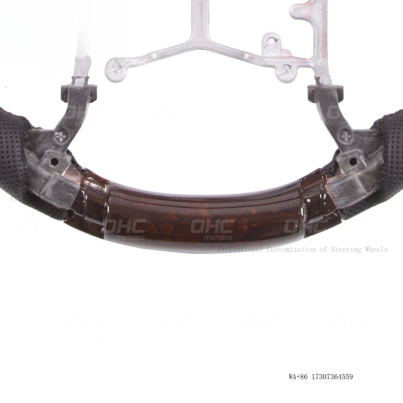 Suitable for Toyota Prado, Land Cruiser, and Land Cruiser SUV modified with a walnut wood steering wheel