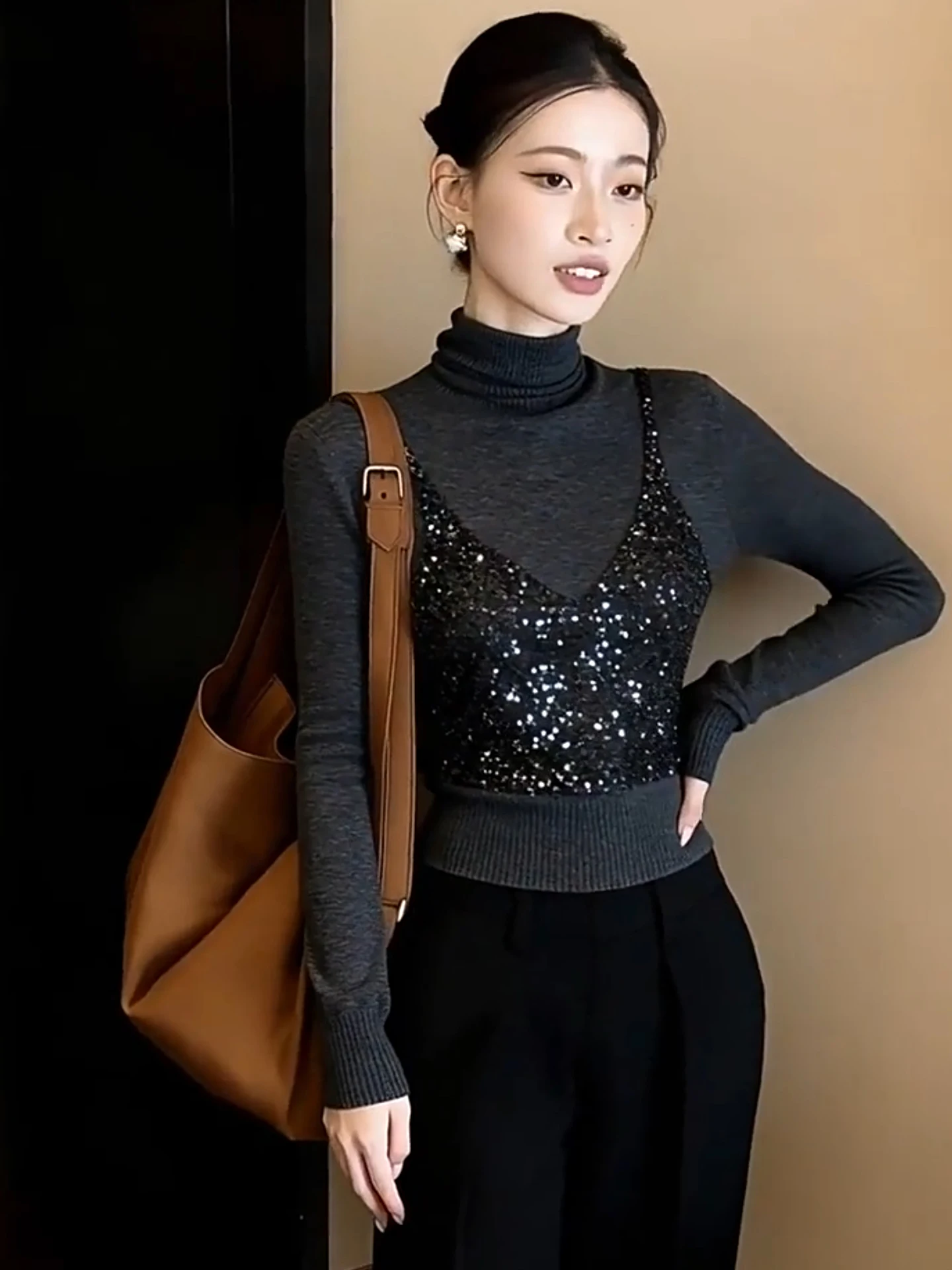 Şık Yüksek Yaka Parlak Pullu P - Sequin Fabric Panel incelemesi ve fiyatı