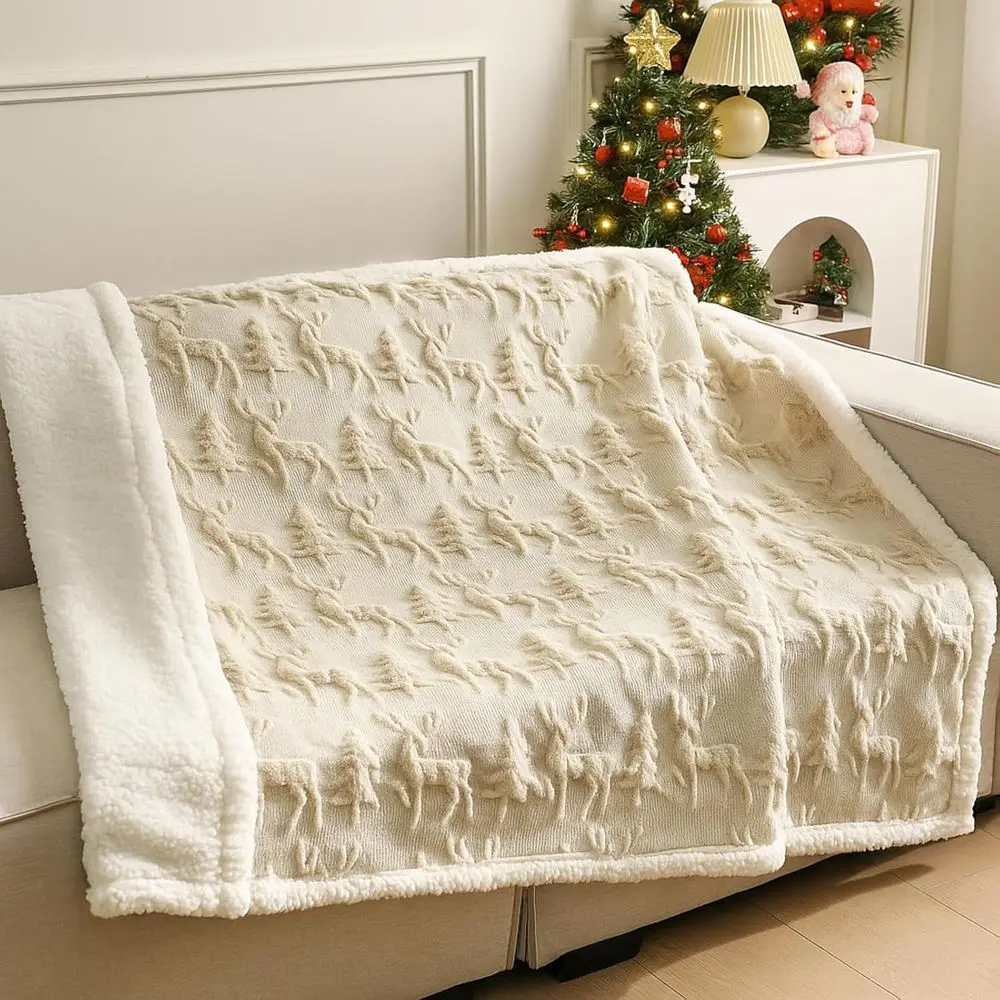 

Reindeer-Themed Plush Throw Blanket, 50x60, Soft and Fluffy, Ideal for Christmas Decor and Gifts