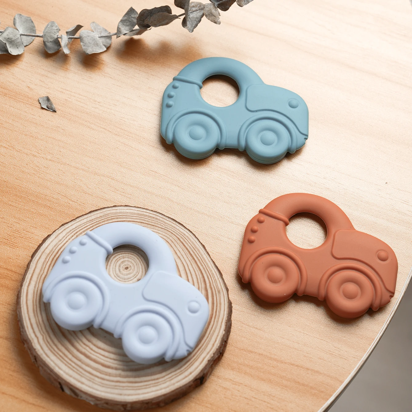 1PCS Baby Silicone Toys Cute Cartoon Car Shape Baby Toys Boy Girl Pure Color Baby Items Kids Sensory Educational Teething Toys