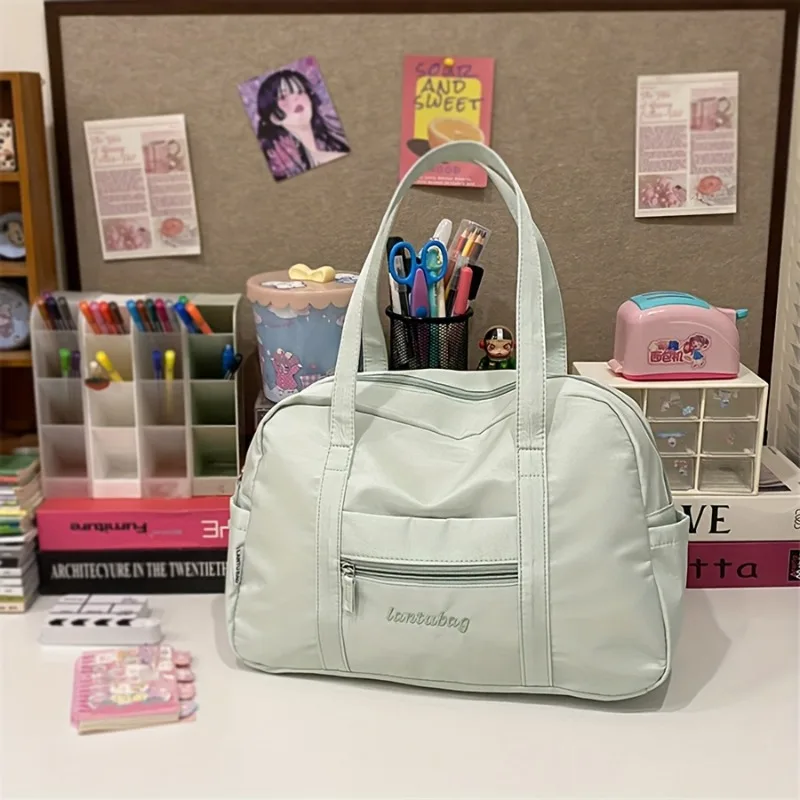 Modische Tragetasche mit niedlichem Schulter-Plüsch-Charm, mehrere seitliche Taschen, Vordertasche mit Reißverschluss, große Kapazität, Handtasche, Reisetasche für Damen – Detail 11