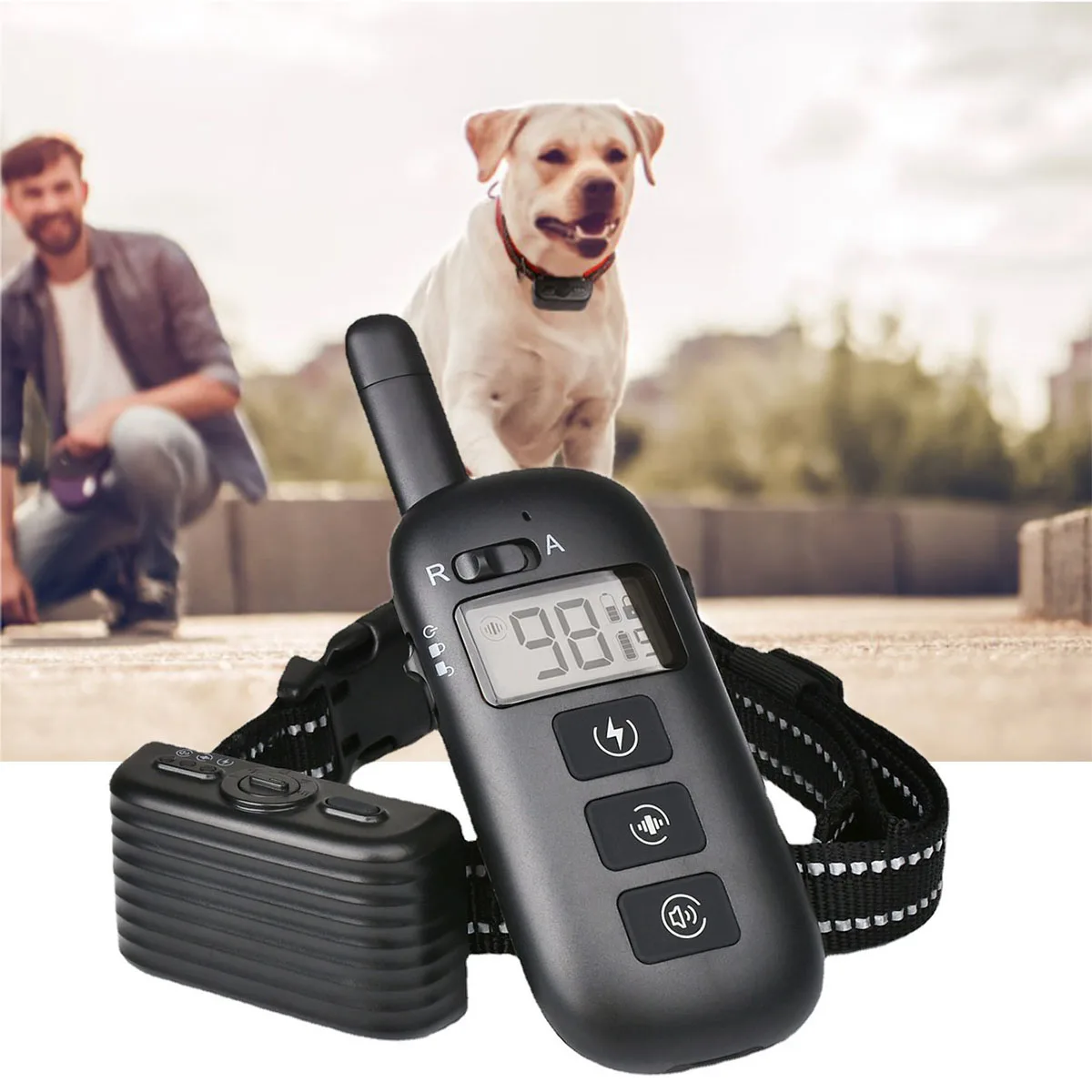 

Dog Training Collar, Dog Bark Collar Anti Barking Dog Training Collar with 2000ft Remote for All Breeds IPX7 Waterproof E-Collar