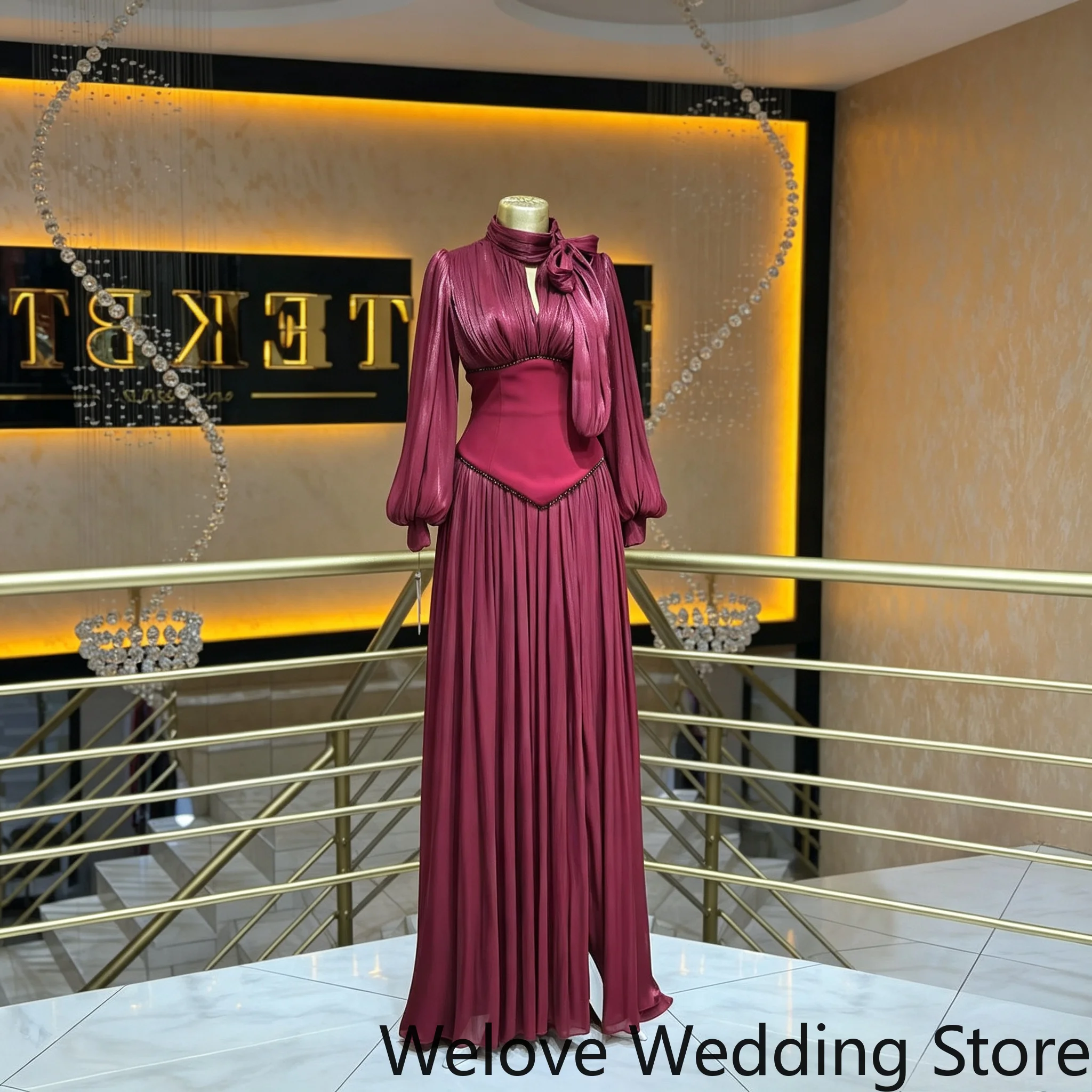 

Customized Elegant Retro Wine Red A-Line Chiffon Evening Gown Featuring High Halter Neck With Big Bow Tie