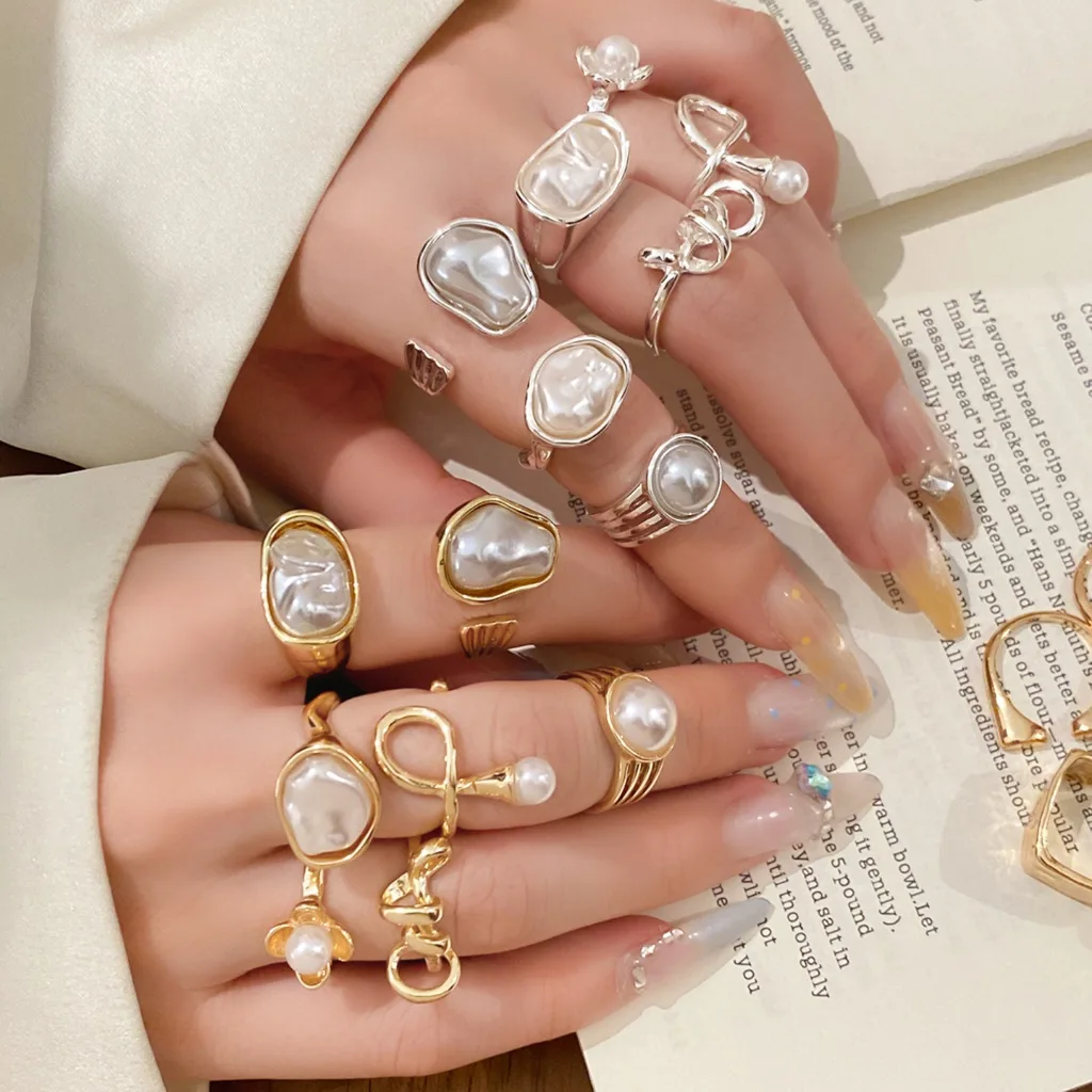 7 Pcs Irregular Imitation Pearl Open Rings Set for Women Abstract Twisted Metal Adjustable Ring Vintage Minimalist Jewelry Sets