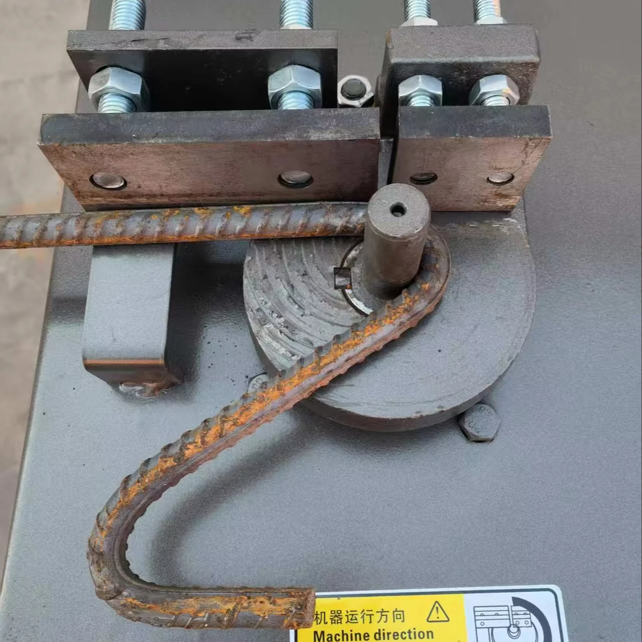 Gran oferta, máquina dobladora automática de barras de acero CNC/extras de barras de refuerzo GF20 con Motor central, dobladora de barras de acero de 4-20mm
