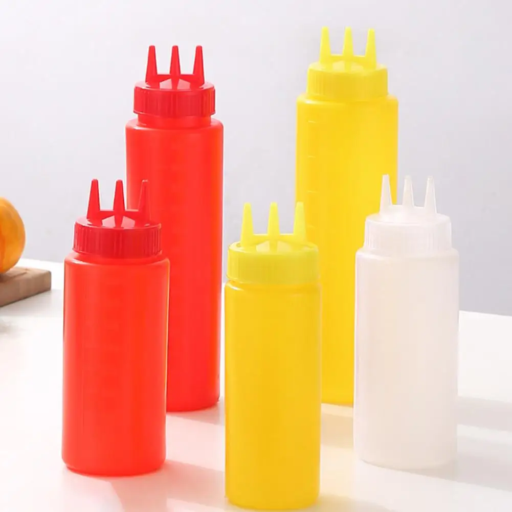 Plastic Squeezing Sauce bottle New Squeezable Graduated Jam Container Salad 3 Nozzles Gravy Boats
