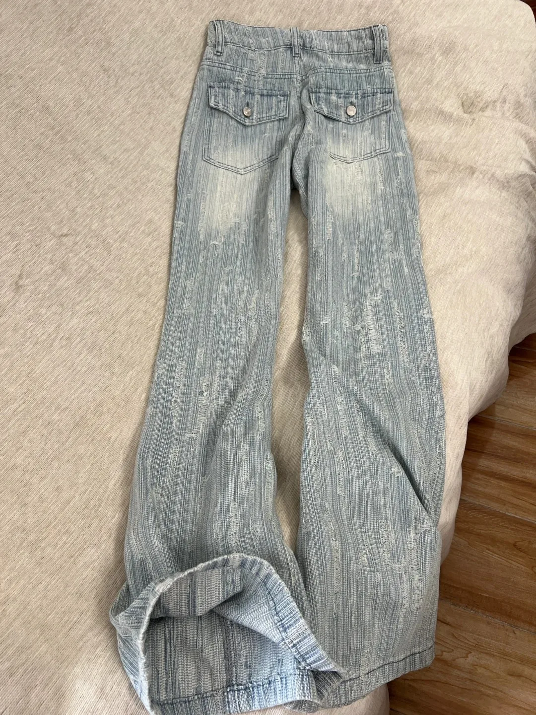 

Женские расклешенные джинсы с высокой талией, прямые брюки-копыта, универсальный джинсовый тренд с подтяжкой ягодиц, тренд 2025 г.