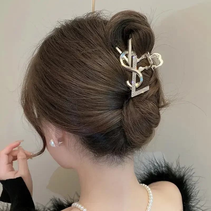 Luxury Brand Hair Clip For Women Fashion Elegant Hairgrips Large Hair Claw Clips Girls Hairpins Korean Style Hair Accessories