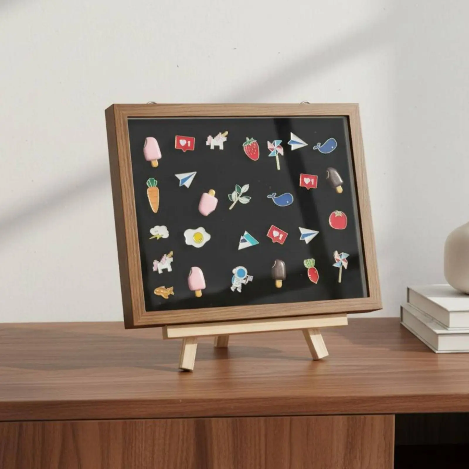 Medal Display Box Dust-Proof Badge Display Frame Vintage Badge Box Multi-Functional Felt Fastener Board Large Capacity