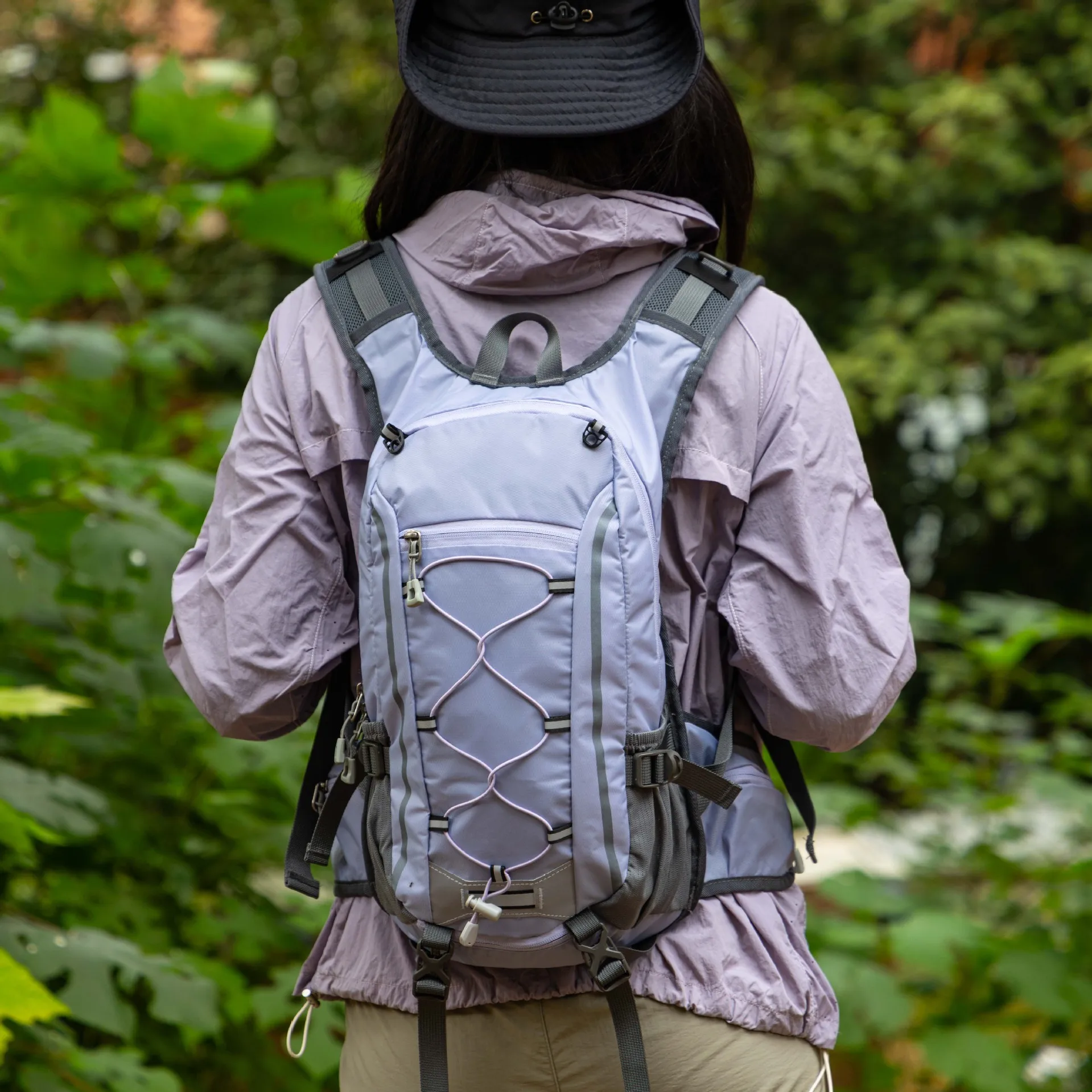 

New outdoor hiking bag for men and women, large capacity multifunctional waterproof travel vest backpack, backpack