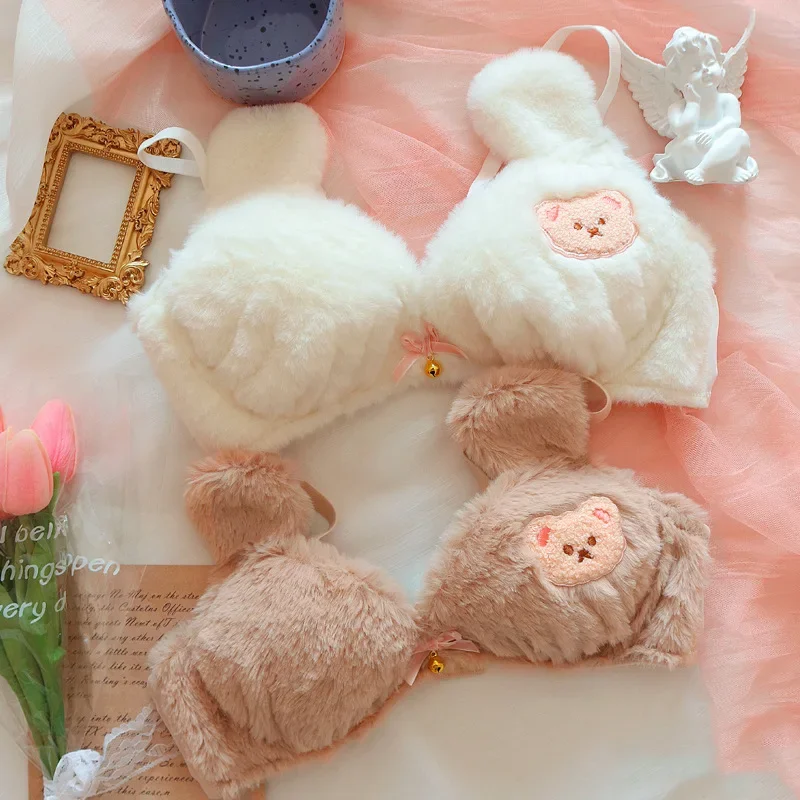 Ropa interior de felpa japonesa para niña, lindo Oso de felpa, sujetador Lolita inalámbrico, sujetador cálido de invierno, conjunto de lencería de realce y bragas, Bralette