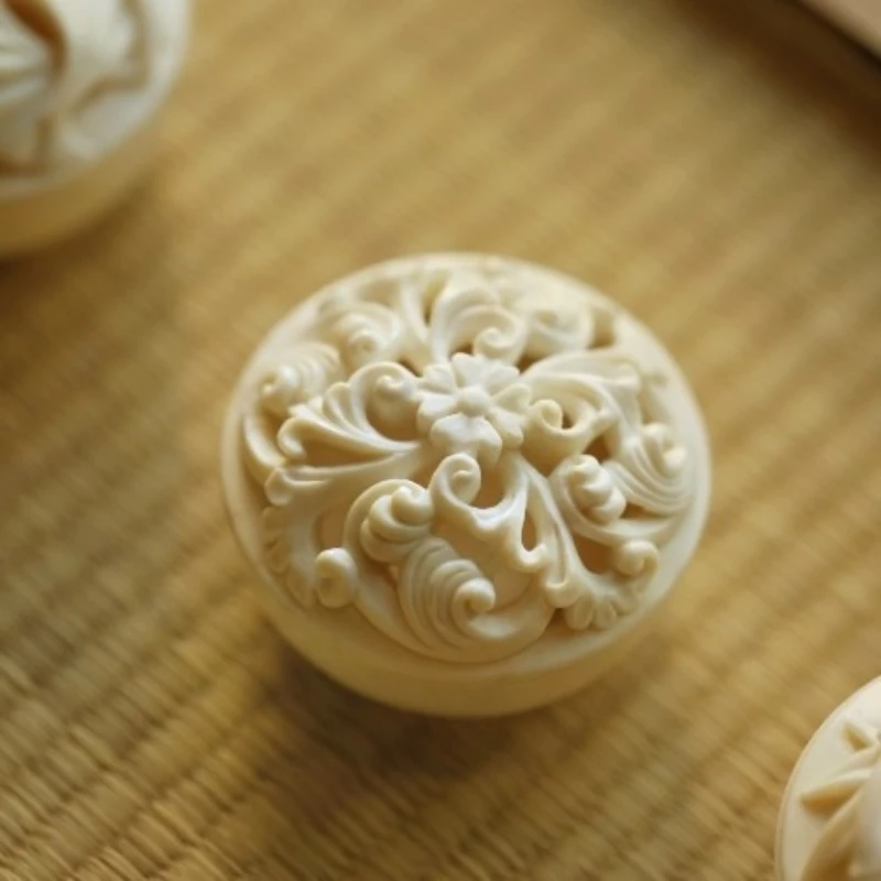 Invisible engraving round box, pan incense jewelry, desktop storage box, collection of high-end Chinese handicrafts, gift-giving