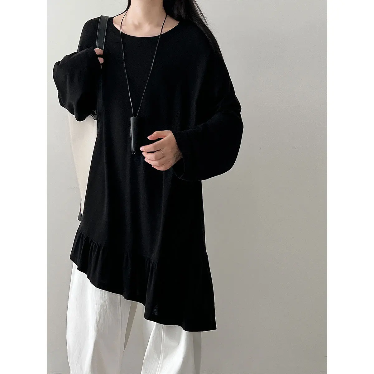 Draped Ruffle-Trimmed T-Shirt for Women Early Spring New Design Long Sleeve Top 2103