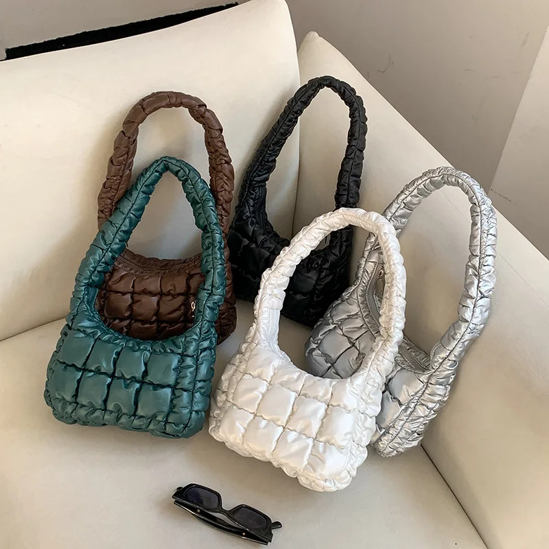 

Soft Pu Leather Quilted Shoulder Bag for Women Casual Simple Pleated Plaid Padding Armpit Bag Lightweight Underarm Bag Female