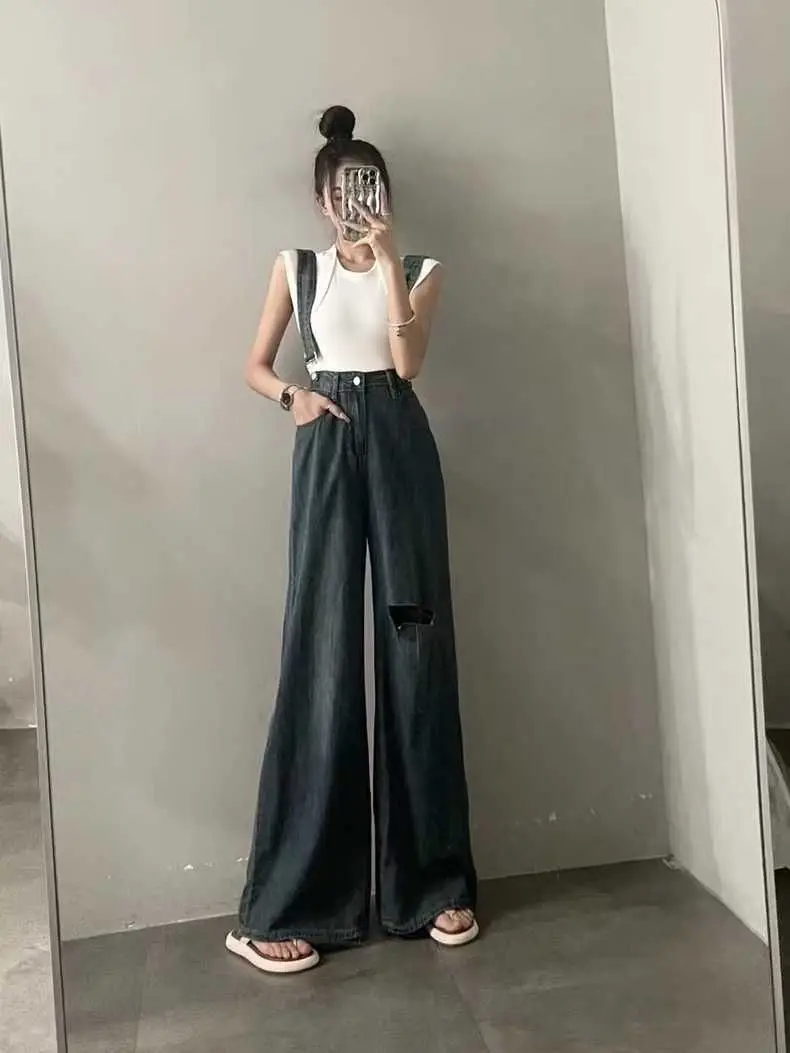 

Комбинезоны. Женский бесшовный брючный костюм. Гламурный костюм с тонкой флисовой подкладкой. Классические зауженные бретели.