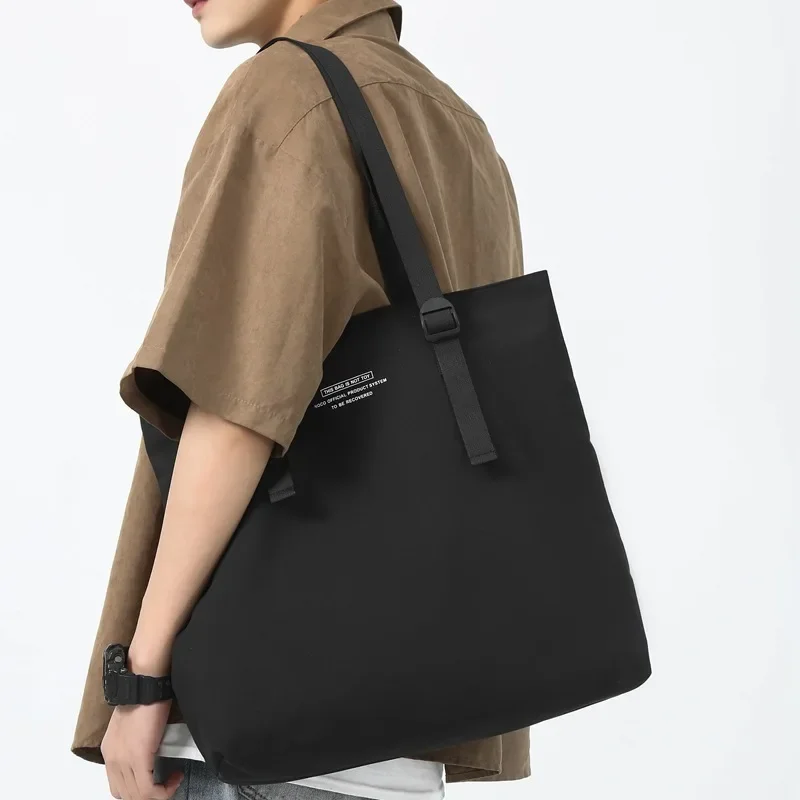 New simple Handbags Lightweight Wear-resistant Waterproof Large-capacity Commuting Simple Fashion Computer Student Shoulder Bags