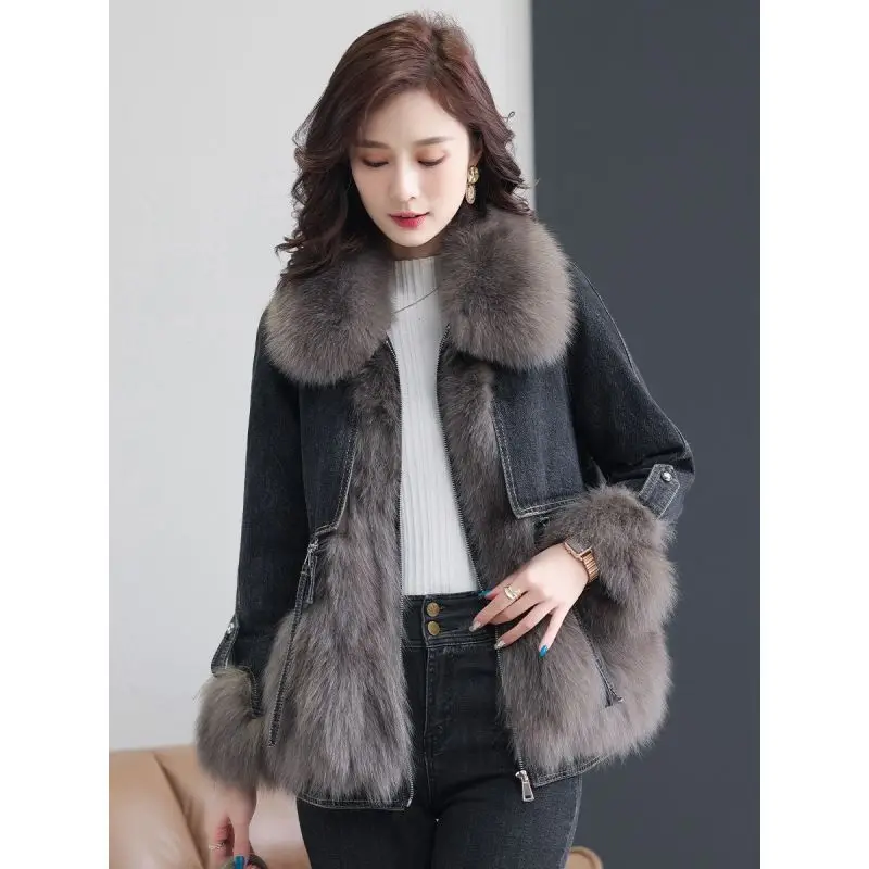 2024 Herbst Winter neue Faux Fox Spleiß Denim Mantel Frauen Parkas Mode Fuchs Pelz Kragen Jeans Jacke weibliche lose Oberbekleidung r061