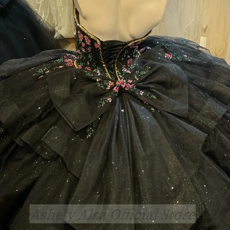 Robe Quinceanera noire avec appliques en dentelle, tulle perlé, jupe bouffante à plusieurs niveaux, robe douce, robe éducative, image réelle, 16, 14, 15 ans, 2024