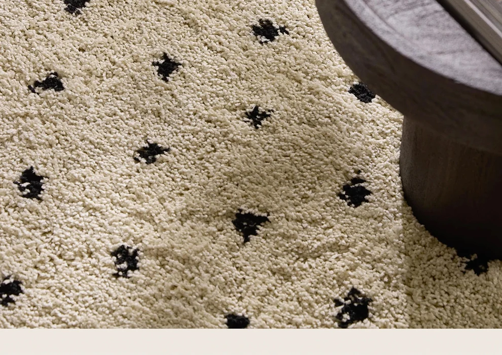 Cream-style Carpet Living Room 2025 New Thickened Long Sweater Closet High-end Sense Of Simple Bedroom Bedside Cat Blanket