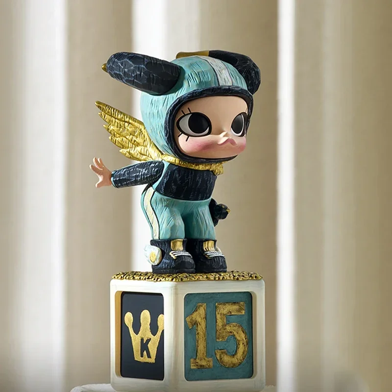 

Original Molly Anniversary Sculpture Classic Return 2 Series Anime Figure Guess Bag Ornament Figurines Dolls Model Girls Gift