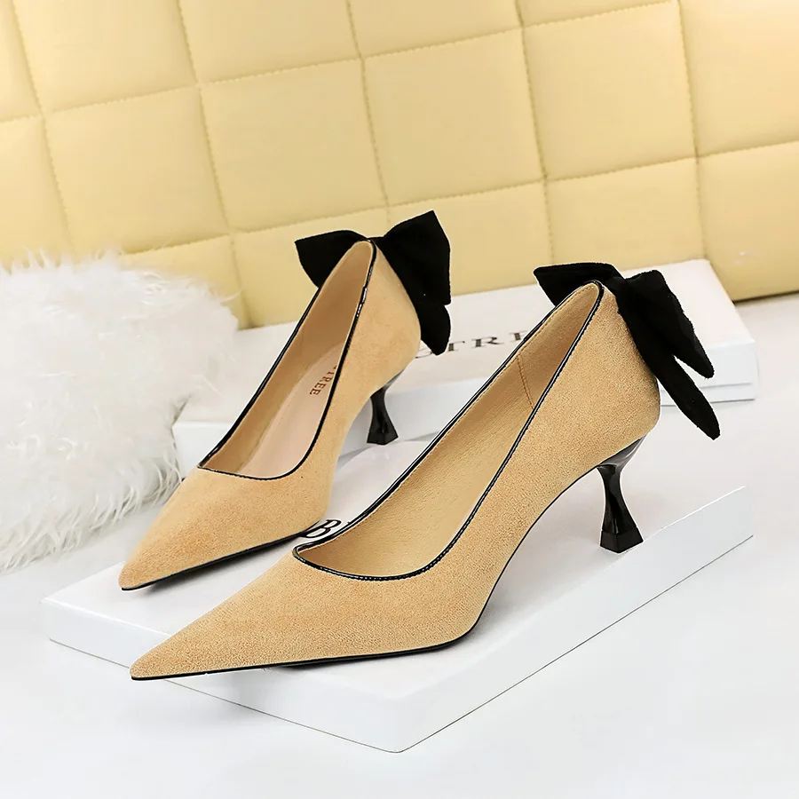 

Fashion Korean Sweet Women's Wedding Shoes Thin Heel Shallow Mouth Pointed Suede Colored Back Single Women Pumps туфли женские