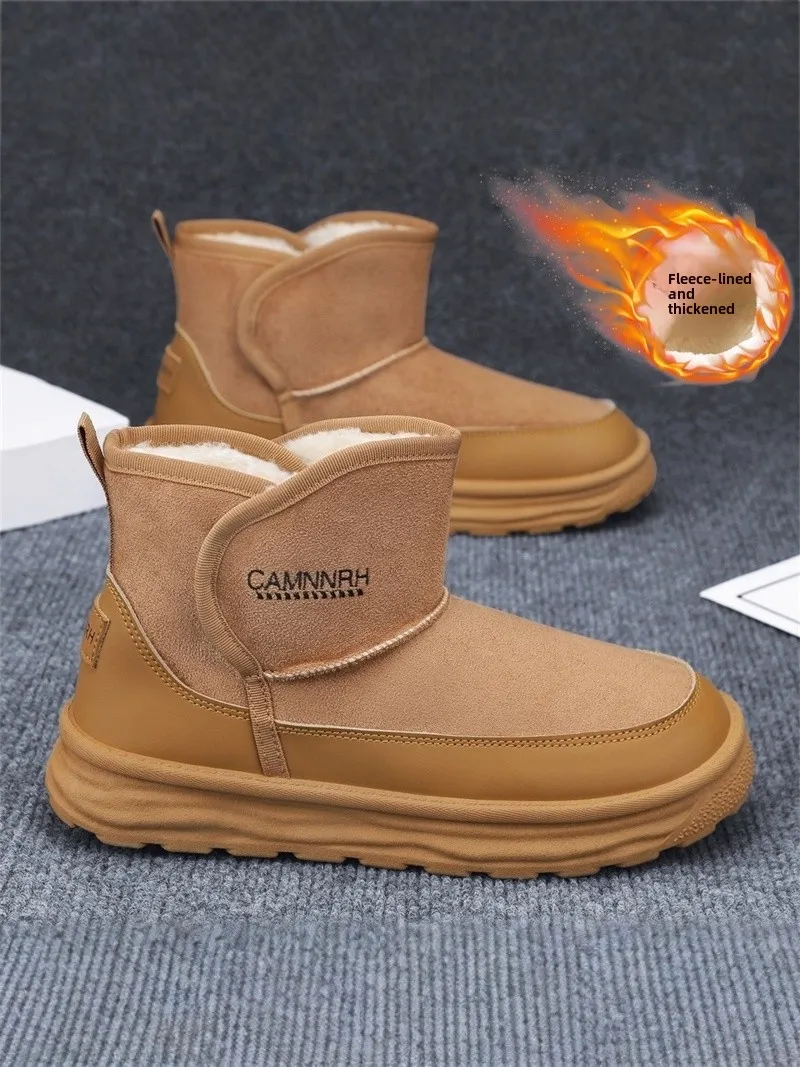 

Northeast Style Men's Winter Snow Boots Thickened Fleece Lined Slip-On Casual Shoes Anti-Slip Cotton Shoes Bread Shoes