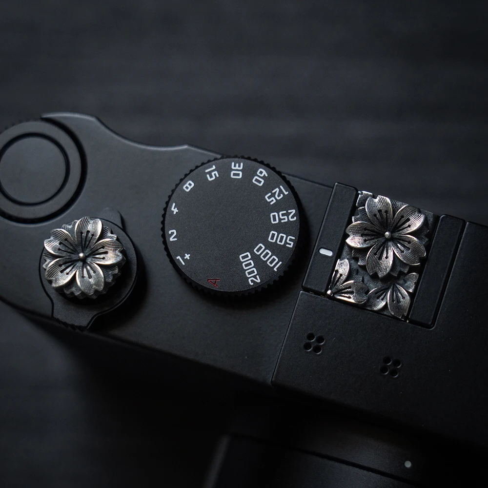 Handmade Metal Camera Hot Shoe Cover Shutter Button Vintage Sakura for Fuji XT5 XT50 XT30II XE5 Leica Q3 M11 Nikon Accessories view 5