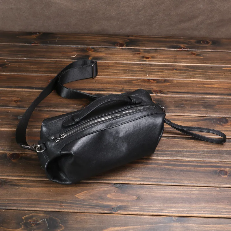 

New Leather Men's Versatile Commuter Premium Casual Shoulder Messenger Handbag First Layer Cowhide Breast Soft Large Clutch Bag