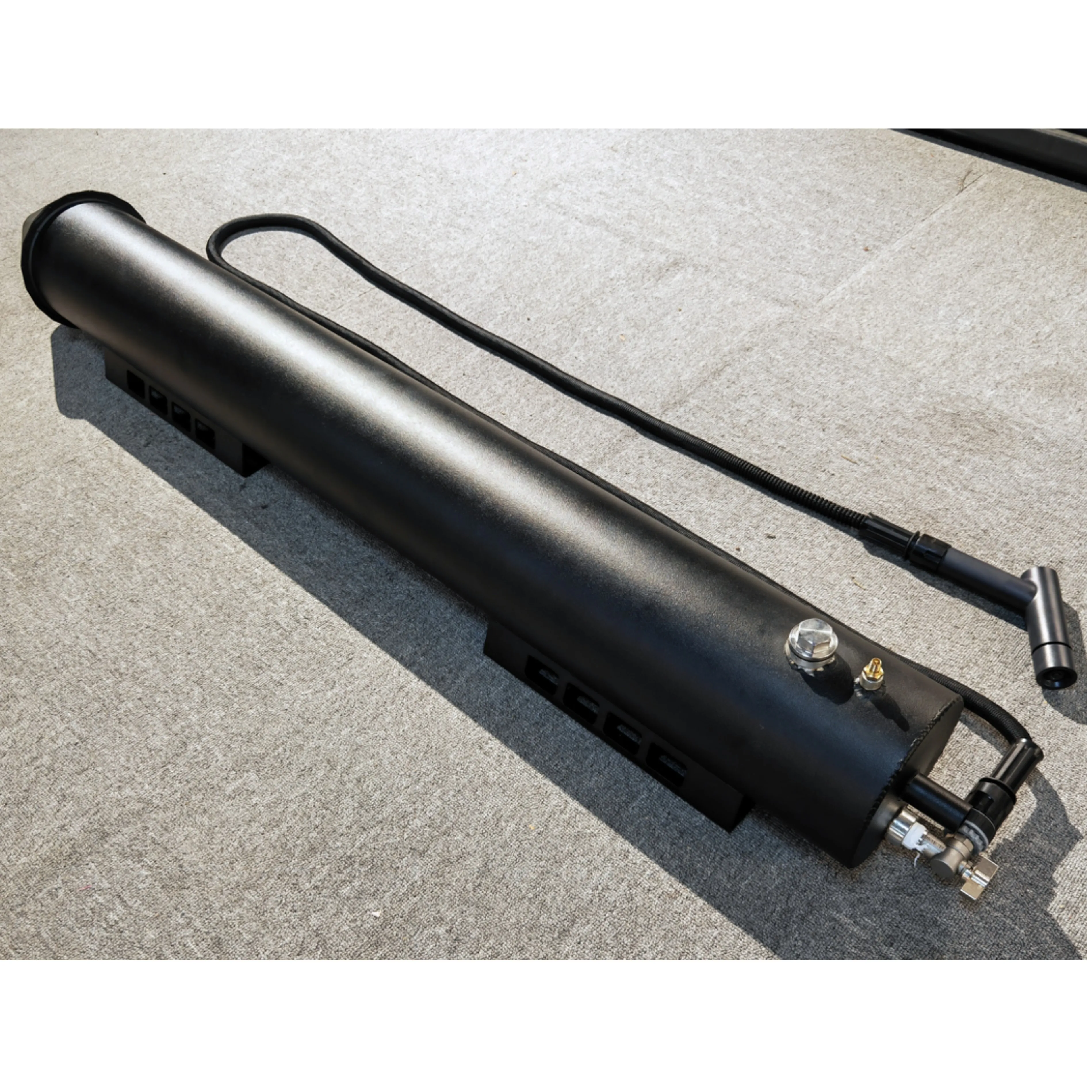 Overlanding Vehicle-Mounted Pressurized Solar Car Roof Aluminum Water Tank Box Road Shower