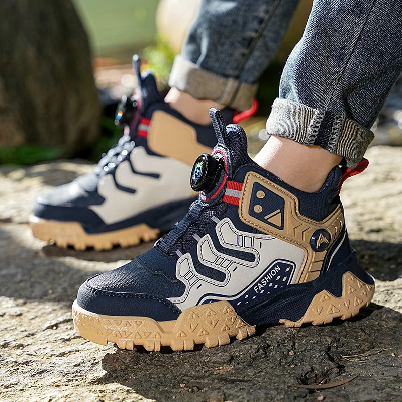 

Winter Cotton Boys' and Girls' Sports Shoes, Outdoor Rotating Buckle, Warm and Fashionable Casual Shoes Sonic Shoes Botines