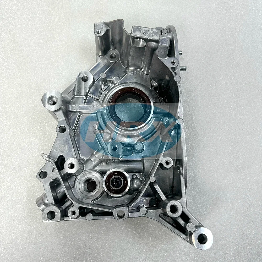 Diesel engine parts oil pump 1064A035 engine