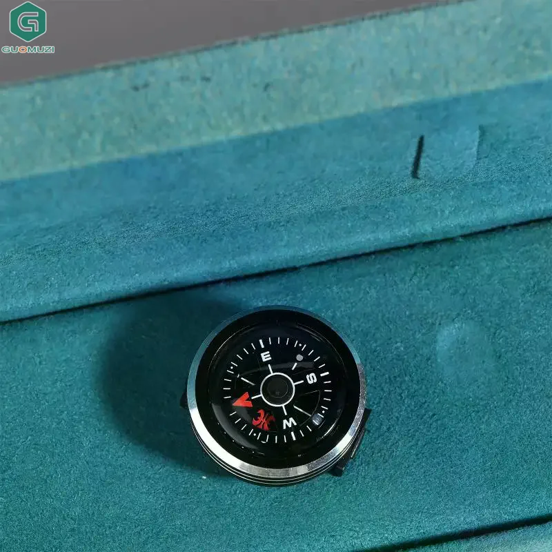 Picture 4: Mini Compass for Watch Strap Button Removable Design Emergency  Tool for Outdoor Adventure