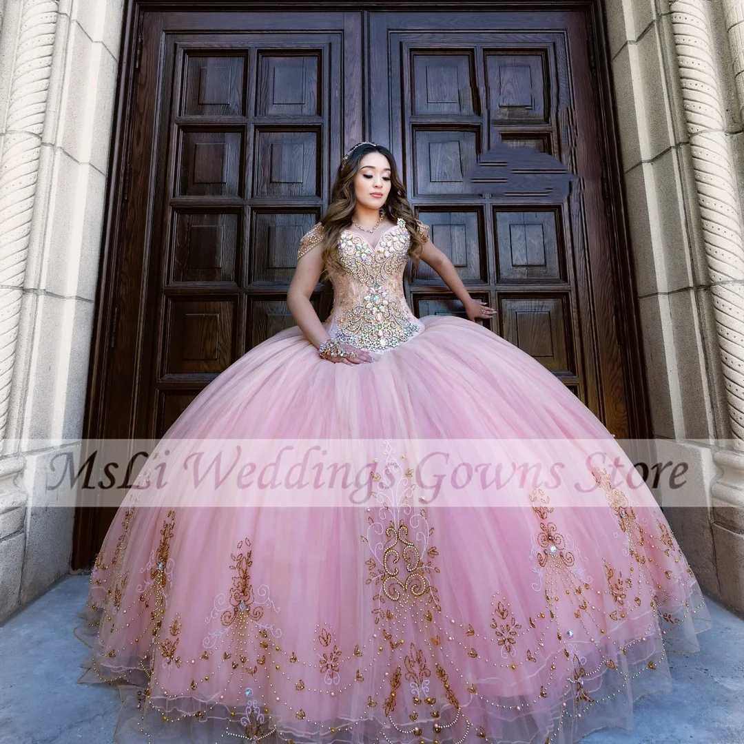 Luxury Pink Quinceanera Dress Ball Gowns Off The Shoulder Crystal Sweetheart Vestidos De 15 Quinceañera Custom Made