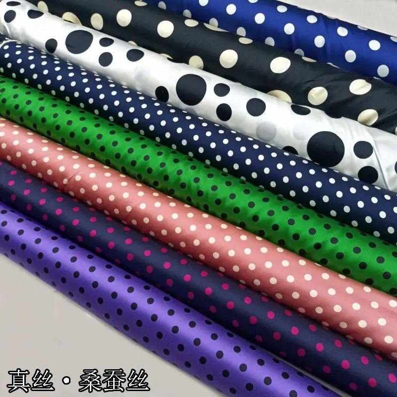 Black and White Polka Dot Pattern Printing Digital Inkjet Silk Fabric 19 Momme Silk Silk Stretch Satin Dress