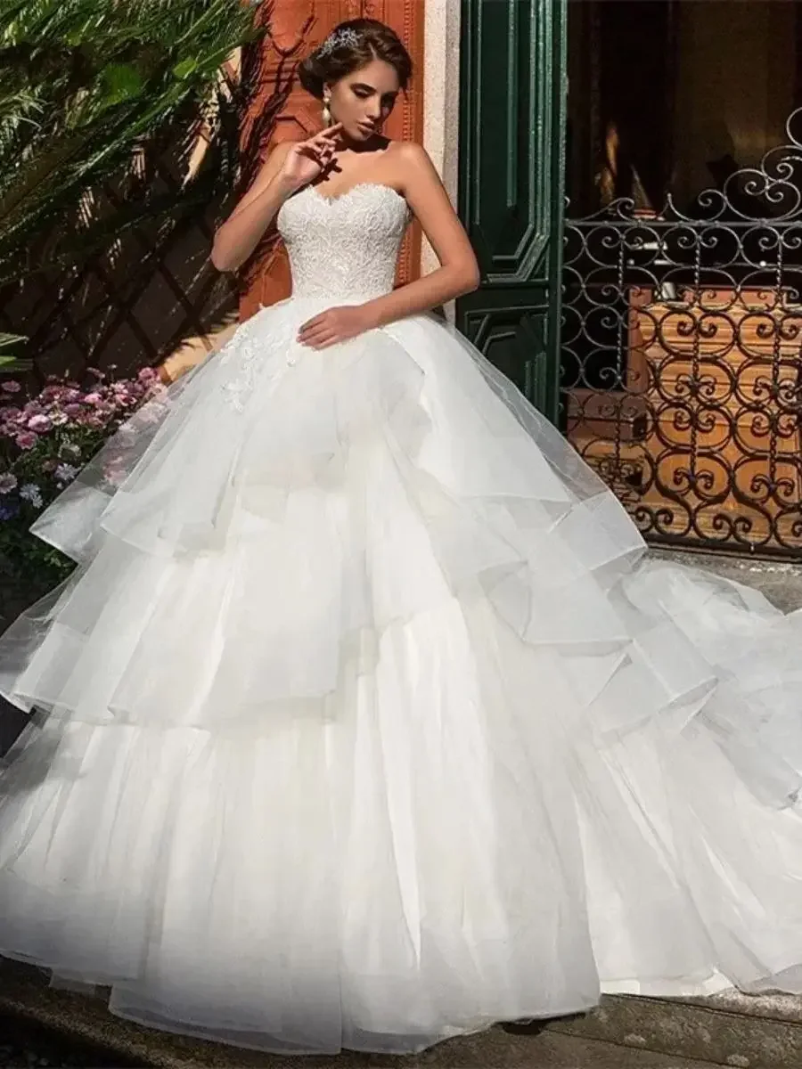 Sweetheart Charm Lace Bridal Dress Fluffy Romantic Layered Chiffon Ruffle Ball Dress Wedding Dress Customized