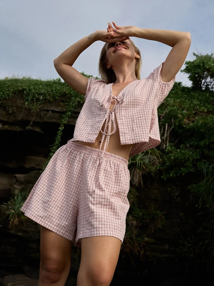 Tsiisd Casual Printing Plaid 2-delige set Shorts Dames Pofmouwen Lace-Up Zomer Nieuwe strandvakantie Losse kleding Vrouwelijke outfits