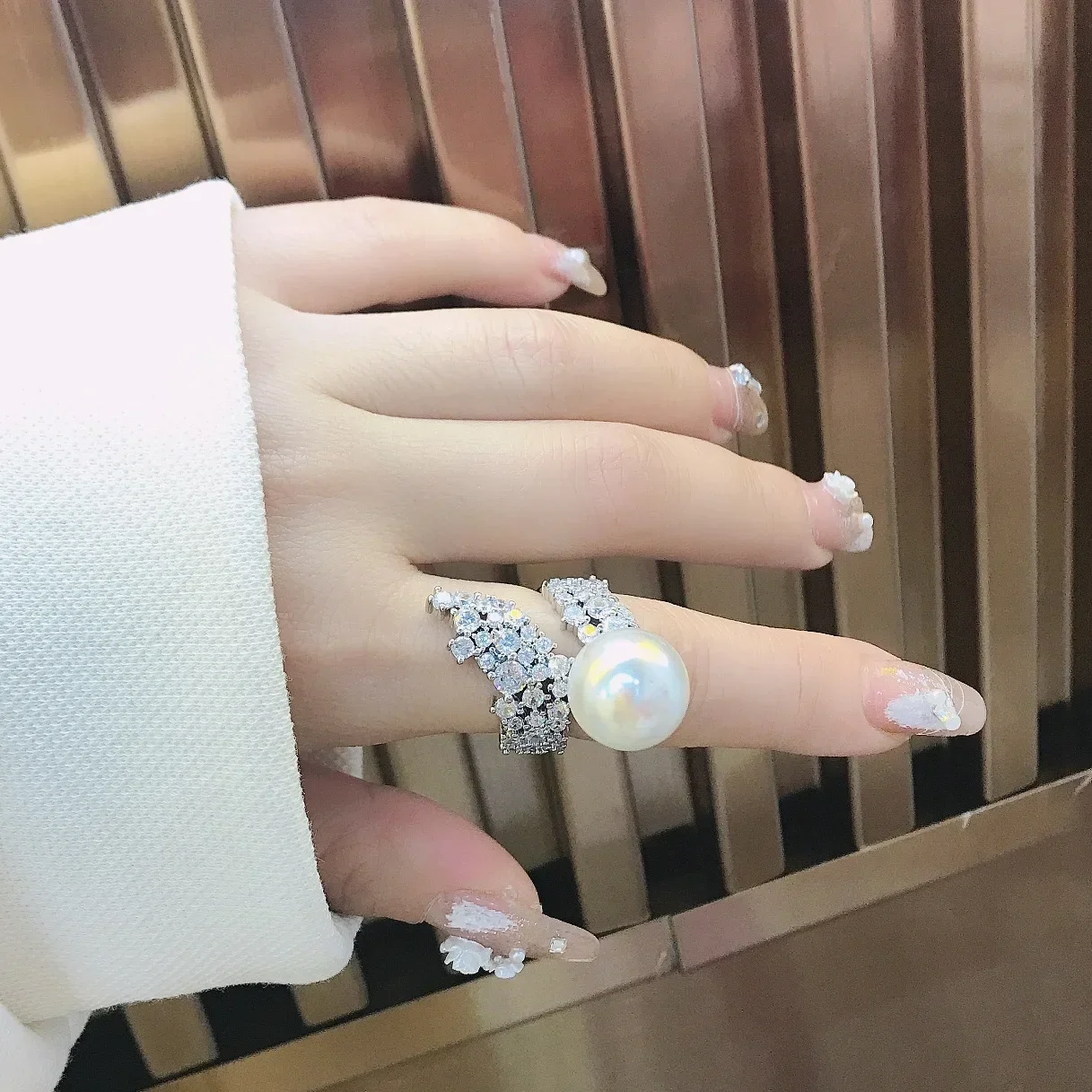 MDL Moissanit1 نمط الفرنسية الأسترالية الأبيض حبة خاتم الماس الكامل Ins المتخصصة الاتجاه الرجعية عالية الشعور صافي نماذج العشاء الأحمر #3