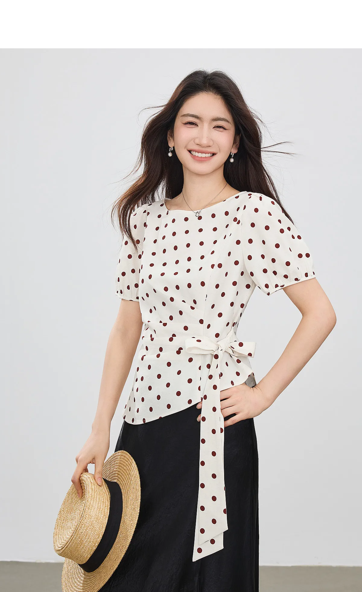 SENTUBILA Damenbluse 2026 Sommer Leinen Chiffon Polka Dot Rundhals Tailliertes Kurzarm-Oberteil 162VB7336 – Detail 9